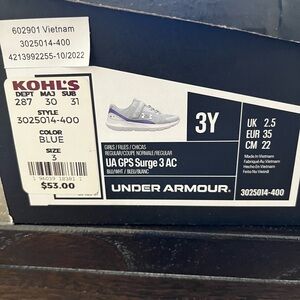 Girls under armour slip on size 3